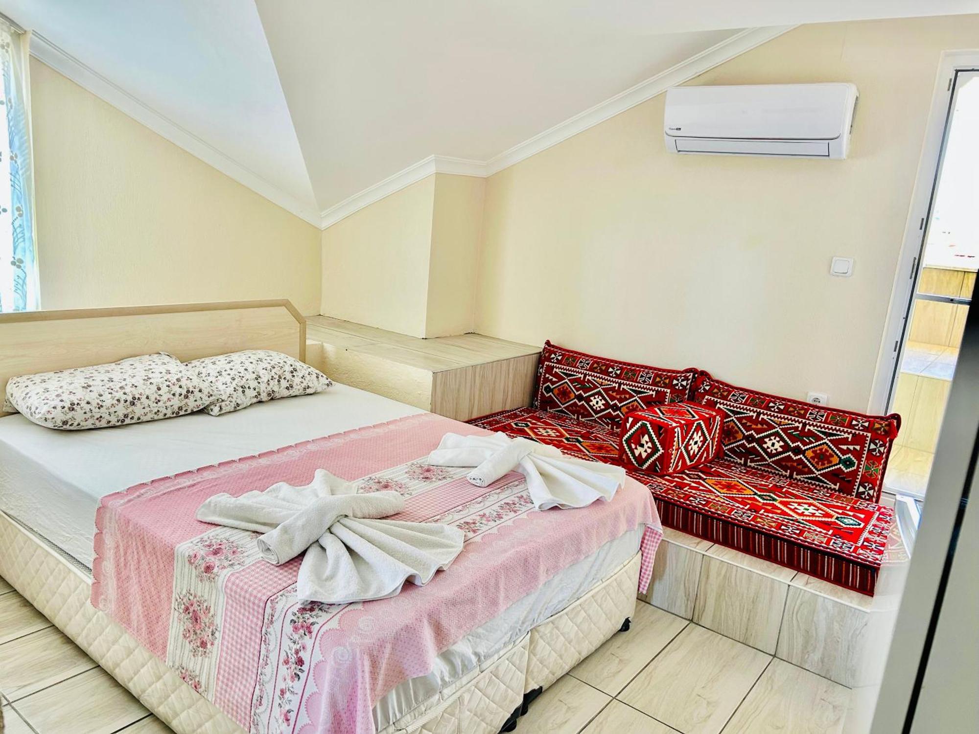 Karaca Apart Hotel Dalyan Eksteriør bilde