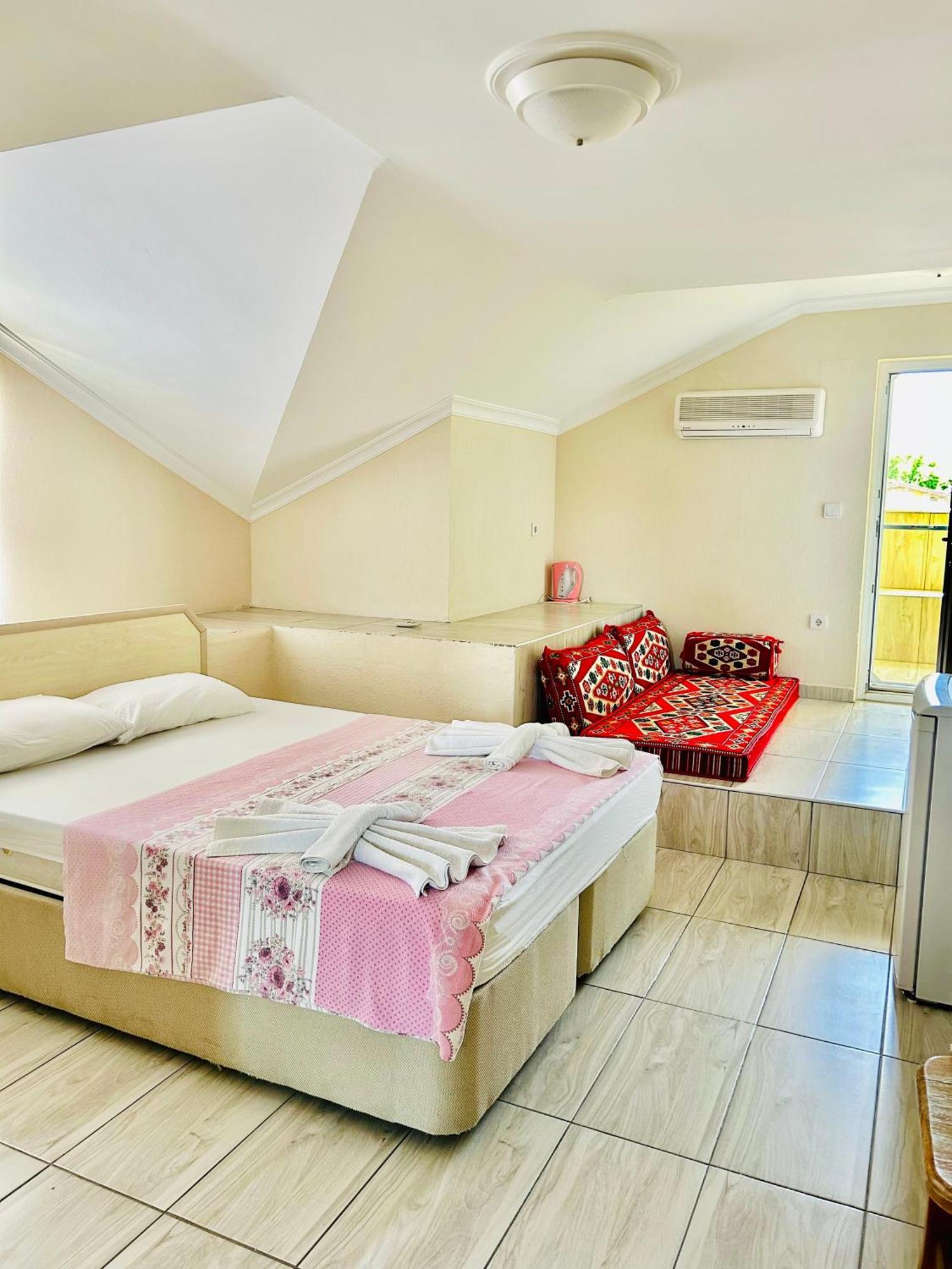 Karaca Apart Hotel Dalyan Eksteriør bilde