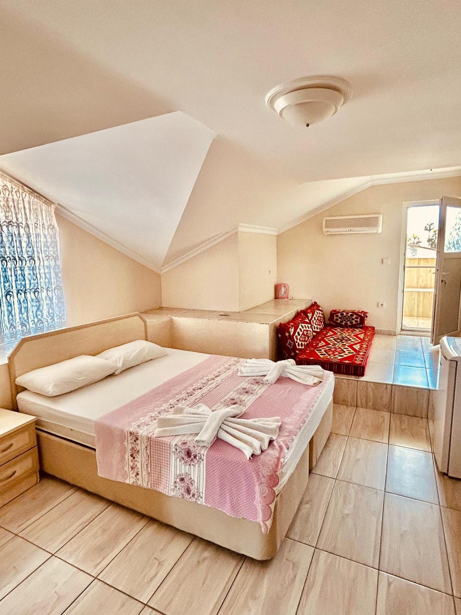 Karaca Apart Hotel Dalyan Eksteriør bilde