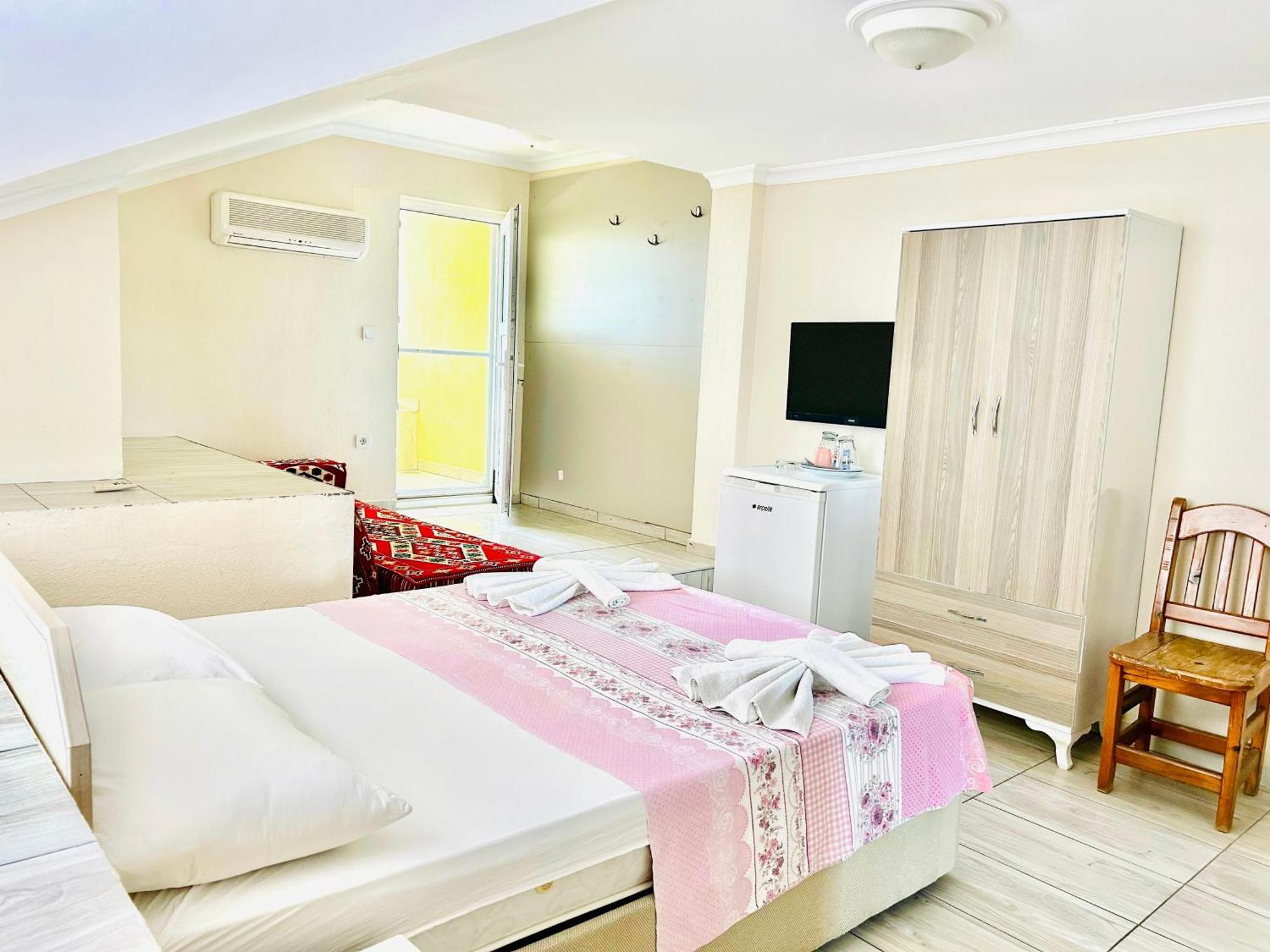 Karaca Apart Hotel Dalyan Eksteriør bilde
